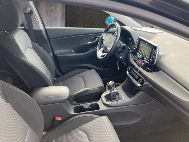 Bild 5: Hyundai i30 CW 1,6 CRDi Leve