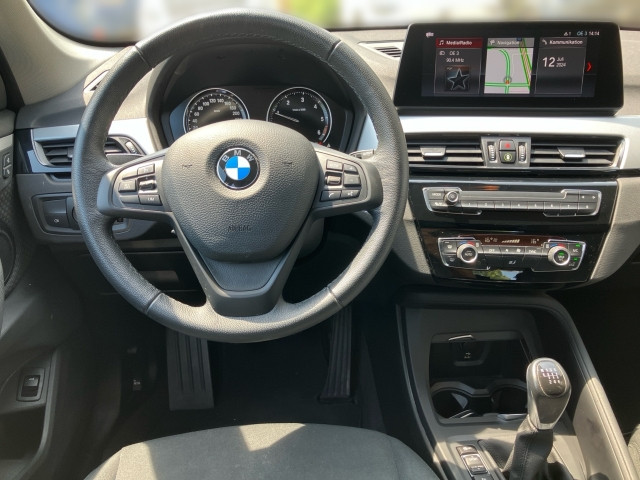 Bild 6: BMW X1 sDrive16d