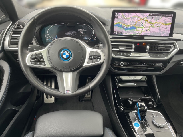 Bild 6: BMW iX3 M 73,8kWh Sport