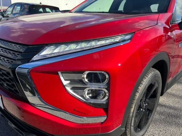 Bild 11: Mitsubishi Eclipse Cross PHEV 2,4 4WD Intense+ Black Line