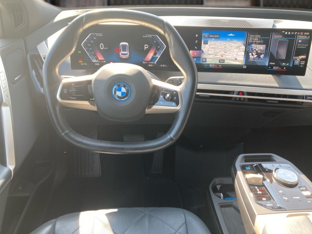 Bild 6: BMW PKW i-Serie iX xDrive50 105kWh