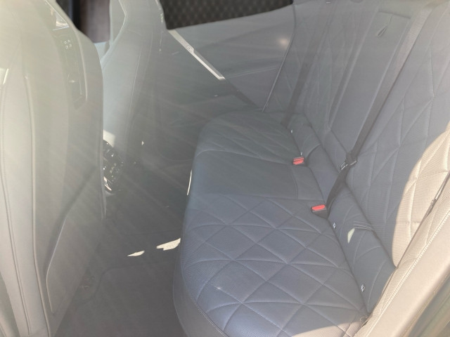 Bild 8: BMW PKW i-Serie iX xDrive50 105kWh