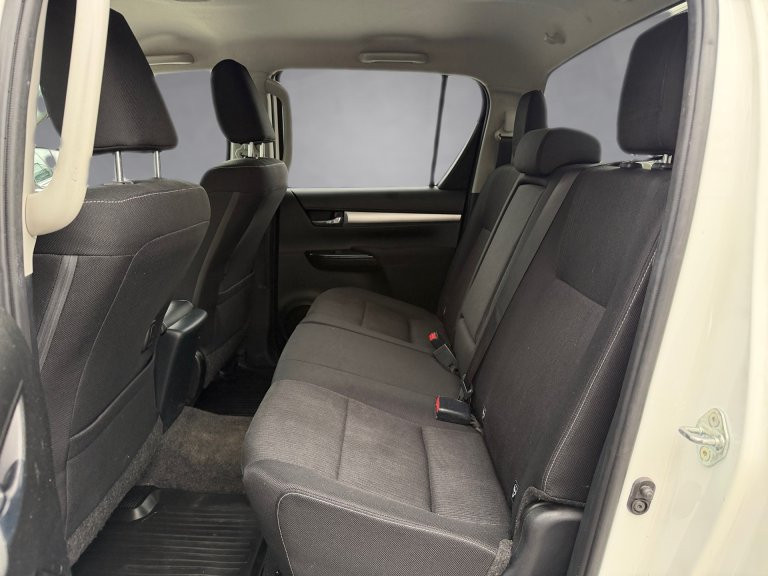 Bild 3: Toyota Hilux DK Active 2,4D