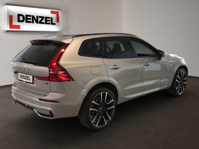 Bild 3: VOLVO PKW XC60 Ultimate, B4 AWD Mild Hybrid, Diesel, Dark