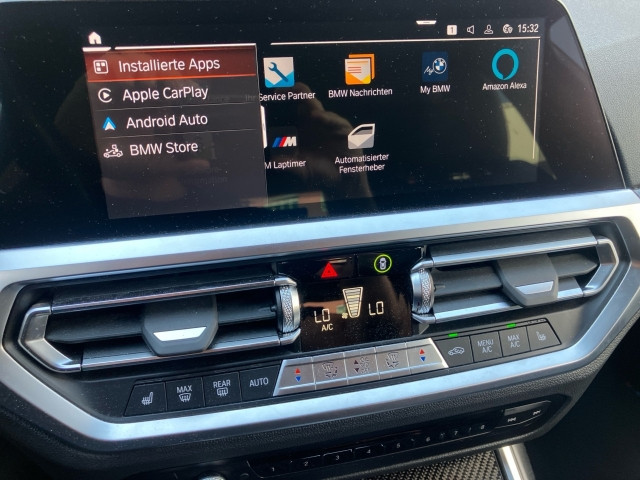 Bild 10: BMW 330i xDrive Touring