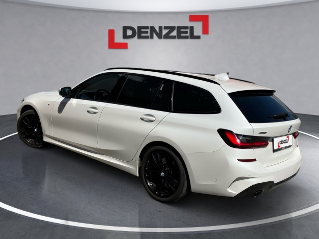 Bild 2: BMW 330i xDrive Touring