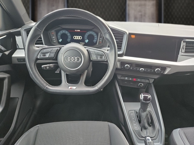 Bild 10: Audi A1 SB 30 TFSI S-tron