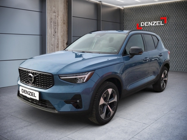 Bild 0: VOLVO PKW XC40 Plus, B3 Mild Hybrid, Benzin, Dark