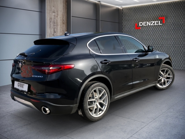 Bild 3: Alfa Stelvio 2.0 ATX AWD Automatik 280 PS