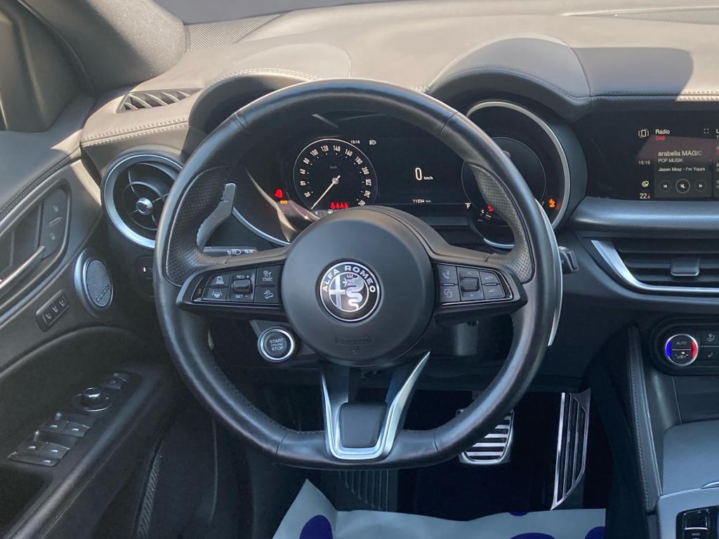 Bild 9: Alfa Stelvio Veloce 2,0 16V 280 AT8 Q4