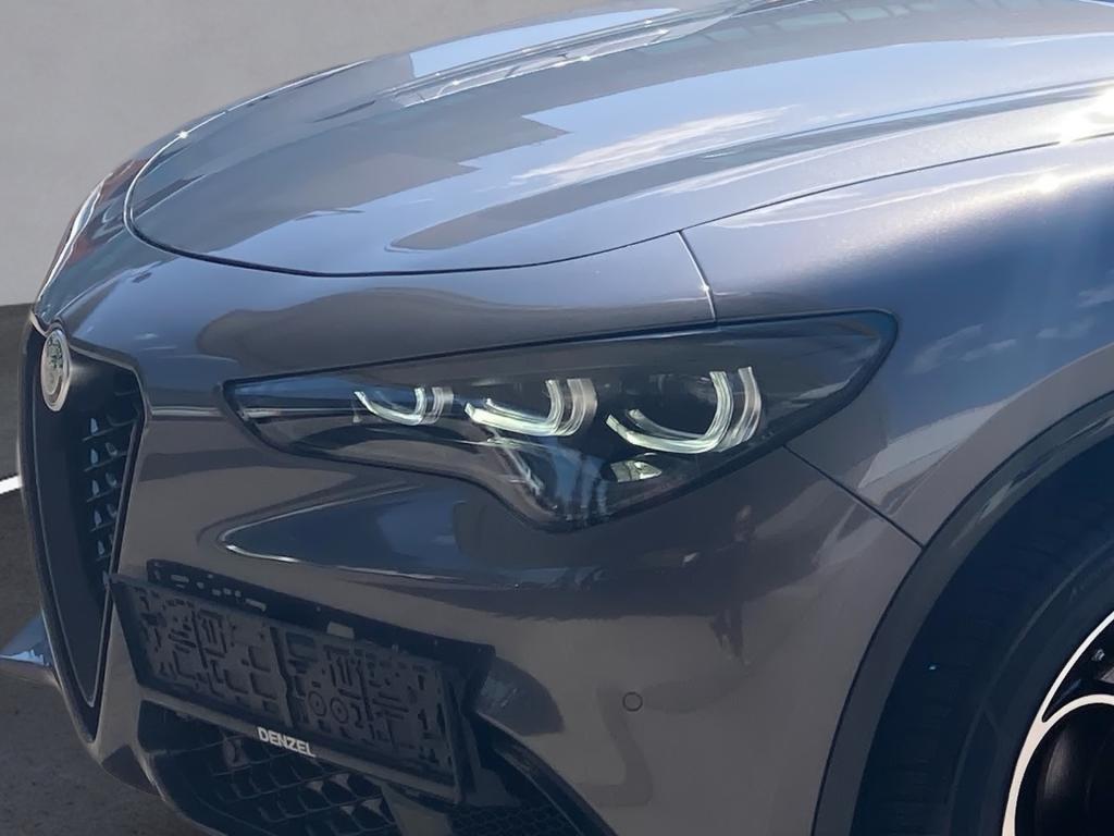Bild 6: Alfa Stelvio Veloce 2,0 16V 280 AT8 Q4