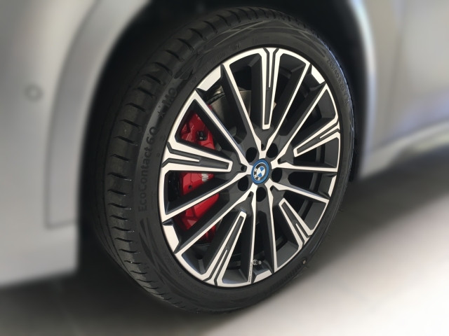 Bild 4: BMW iX1 xDrive30 U11