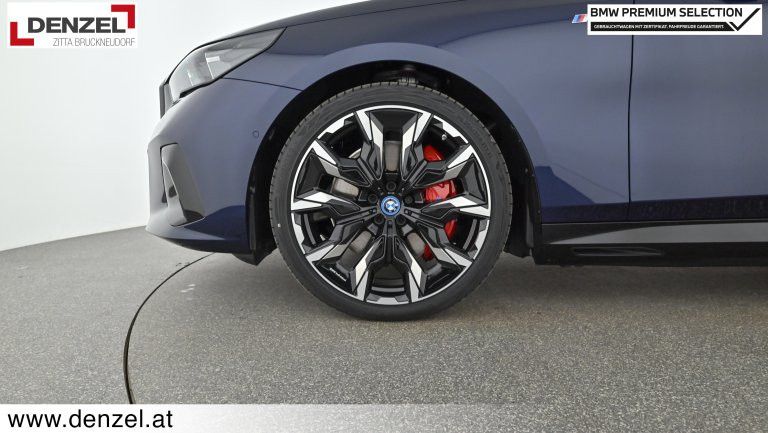 Bild 13: BMW BMW i5 M60 xDrive Touring G61CE2