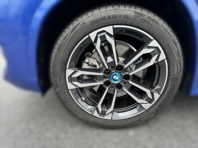 Bild 4: BMW iX1 xDrive30 U11 XE2
