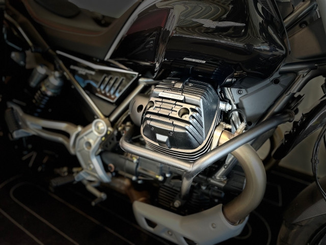 Bild 4: Moto Guzzi Motorrad Moto Guzzi V85 TT Guardia d'Onore