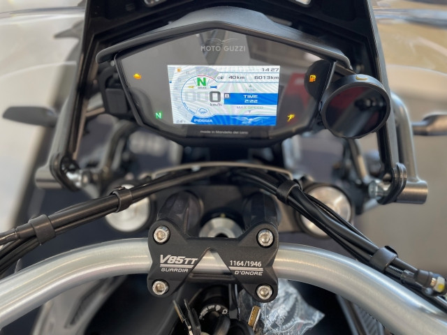 Bild 7: Moto Guzzi Motorrad Moto Guzzi V85 TT Guardia d'Onore