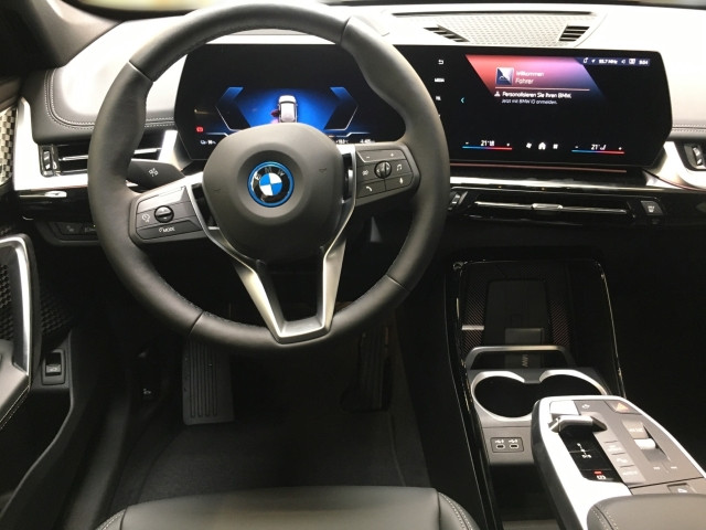 Bild 6: BMW iX1 sDrive30 U11
