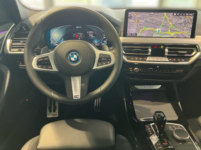 Bild 6: BMW X3 xDrive30e PHEV Au