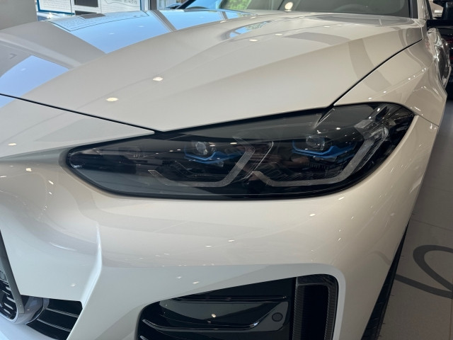 Bild 3: BMW i4 M50 xDrive G26