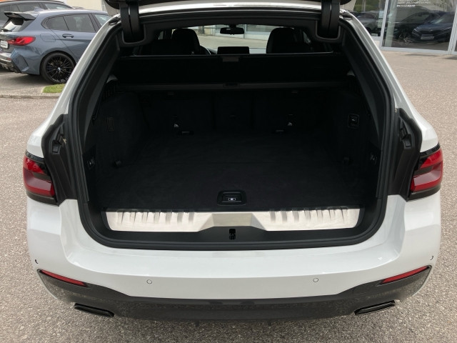 Bild 9: BMW 530e xDrive Touring G31 XB1