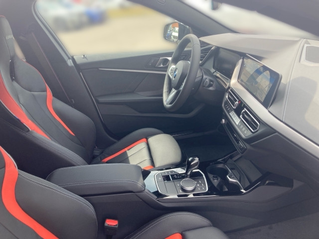 Bild 5: BMW 218i Gran Coupe F44