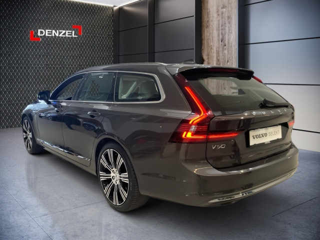 Bild 1: VOLVO PKW V90 Recharge Ultimate, T6 AWD Plug-in Hybrid, Elektrisch/Ben