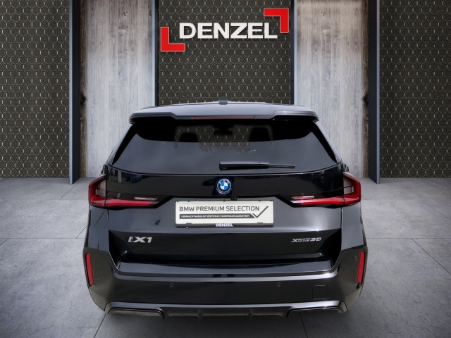 Bild 10: BMW iX1 xDrive30 U11 XE2