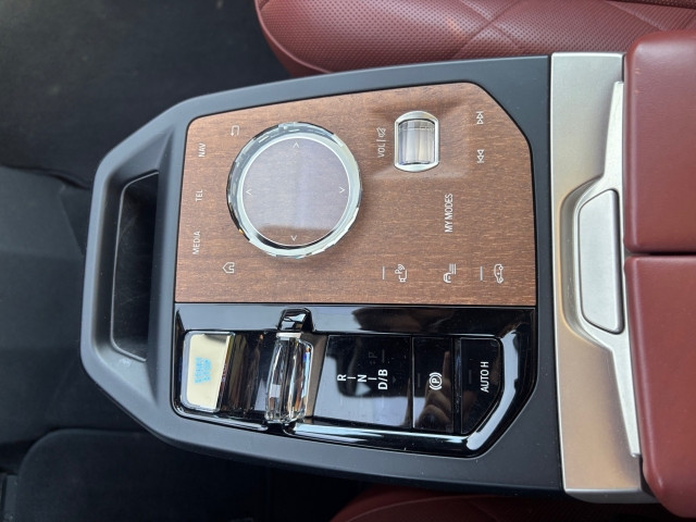 Bild 14: BMW PKW i-Serie iX xDrive50 i20 XE2
