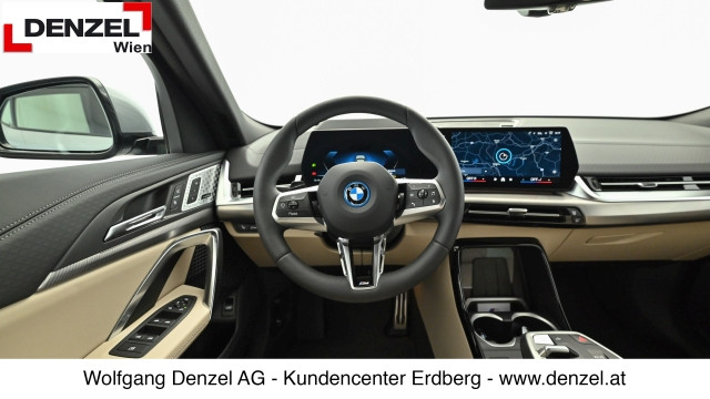 Bild 4: BMW iX2 xDrive30 U10 XE2