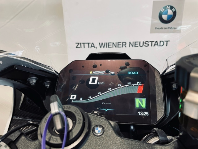 Bild 10: BMW Motorrad S 1000 RR