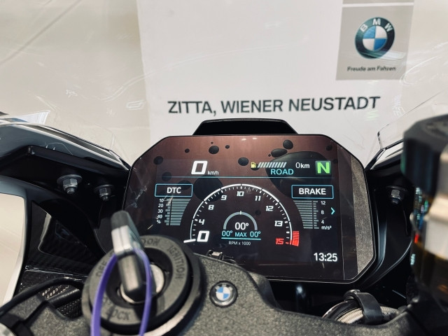 Bild 11: BMW Motorrad S 1000 RR