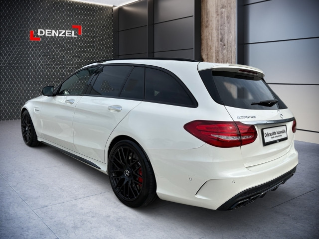 Bild 2: Mercedes AMG C 63 S