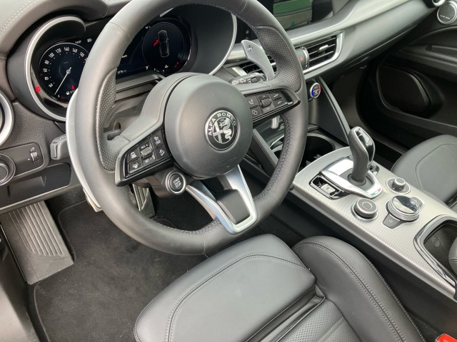 Bild 6: Alfa Stelvio Veloce 2.2 Diesel 210