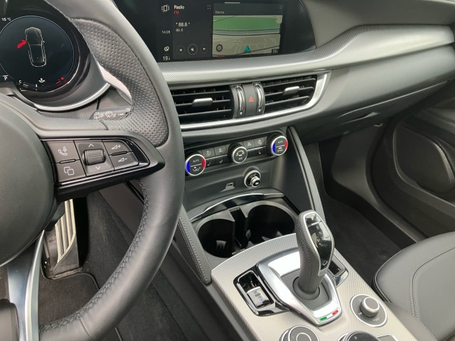 Bild 7: Alfa Stelvio Veloce 2.2 Diesel 210