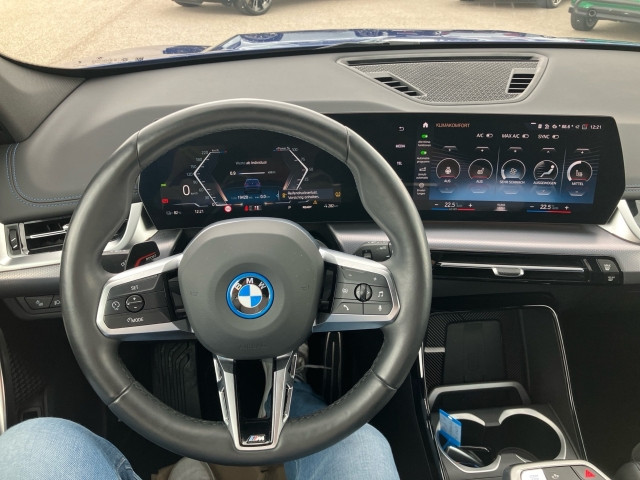 Bild 14: BMW iX1 xDrive30 U11 XE2