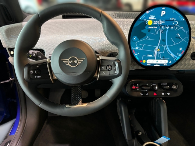Bild 6: Mini Cooper E J01 HC0