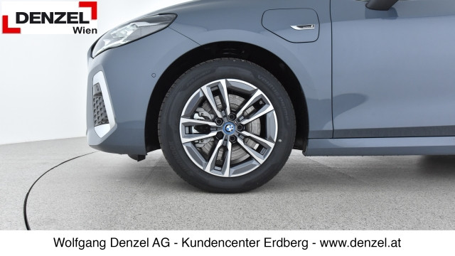 Bild 13: BMW 230e xDrive Active Tourer U06 XB2