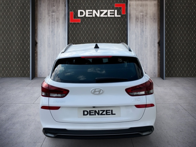 Bild 9: Hyundai i30 Kombi - PD GO 1.5 DPI