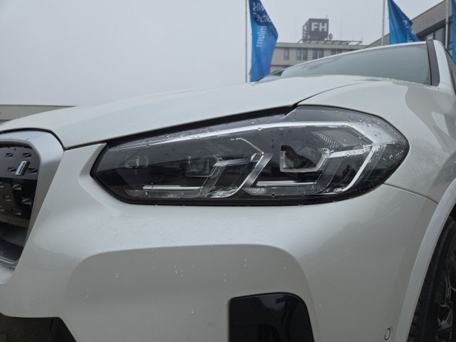 Bild 3: BMW iX3 G08 HA0