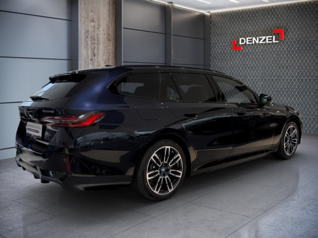 Bild 18: BMW i5 eDrive40 Touring G61