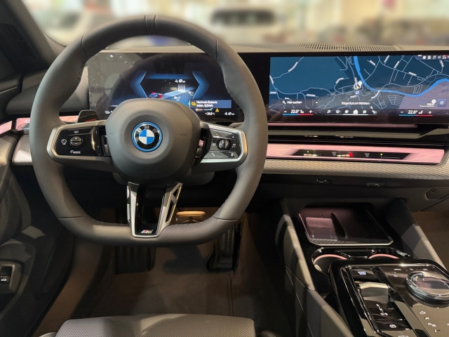 Bild 21: BMW i5 eDrive40 Touring G61