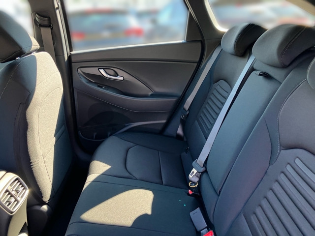 Bild 8: Hyundai i30 Kombi - PD GO Plus 1.5 TGDI 48V