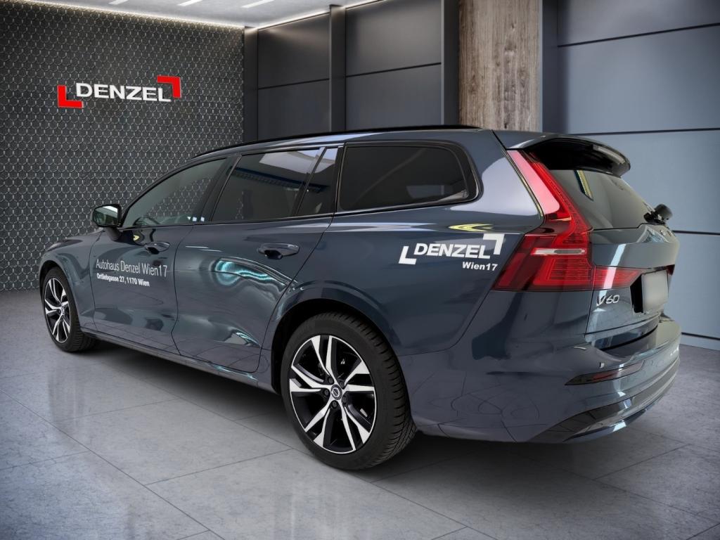 Bild 12: VOLVO PKW V60 B4 Plus Dark Blau