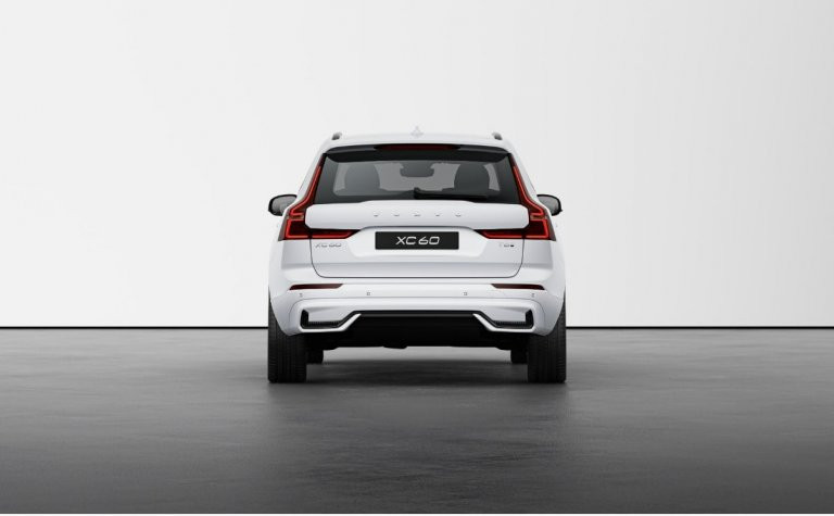 Bild 3: VOLVO PKW XC60 Recharge Plus, T6 AWD Plug-in Hybrid, Elektrisch/Benzin