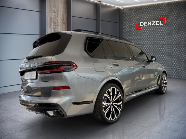 Bild 13: BMW X7 xDrive40d G07 B57