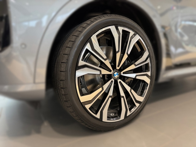 Bild 14: BMW X7 xDrive40d G07 B57