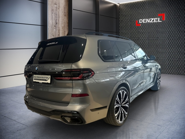 Bild 3: BMW X7 xDrive40d G07 B57