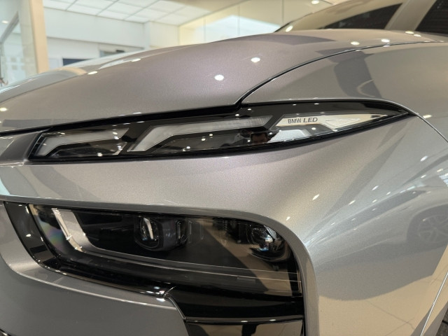 Bild 7: BMW X7 xDrive40d G07 B57