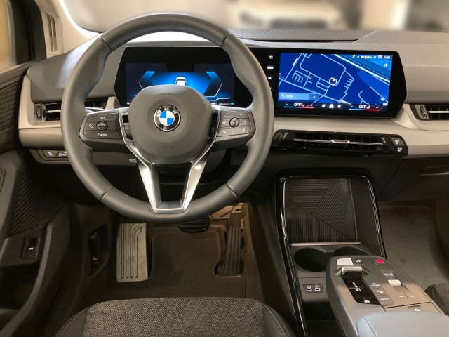 Bild 6: BMW 218i Active Tourer U06 B38