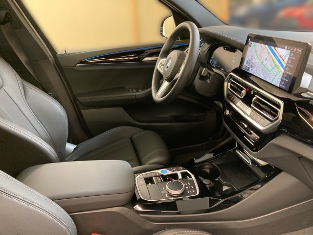Bild 11: BMW iX3 G08 HA0